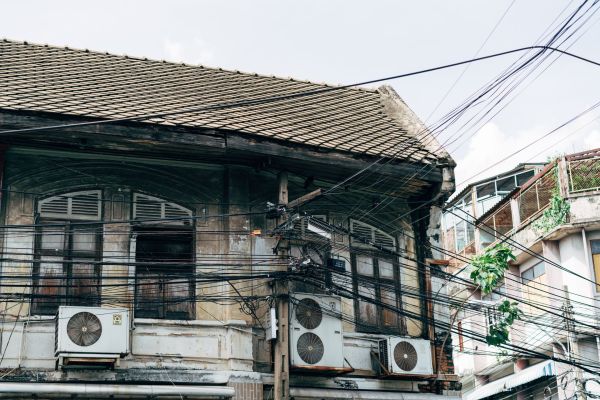Mise aux normes électriques maison ancienne : sécurité et expertise